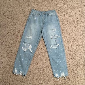 Distressed Boyfriend Jeans